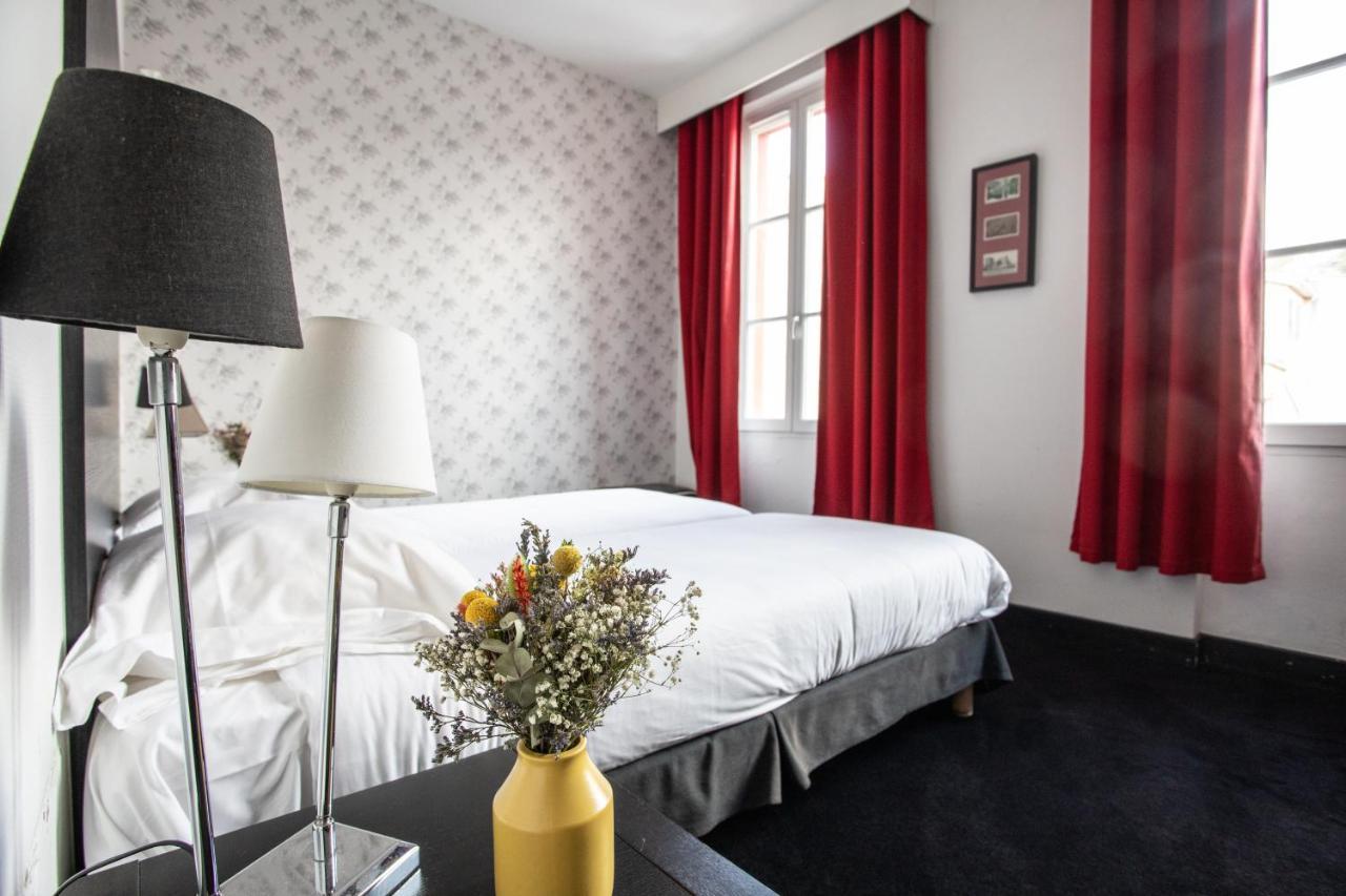 Hotel Brasserie Du Parc Albi Bagian luar foto